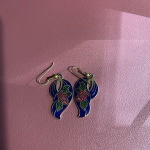 Women’s Dangle Earrings